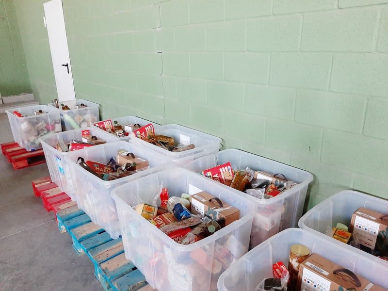 Las familias más necesitadas de Carbajosa recibirán un reparto especial de comida por Navidad